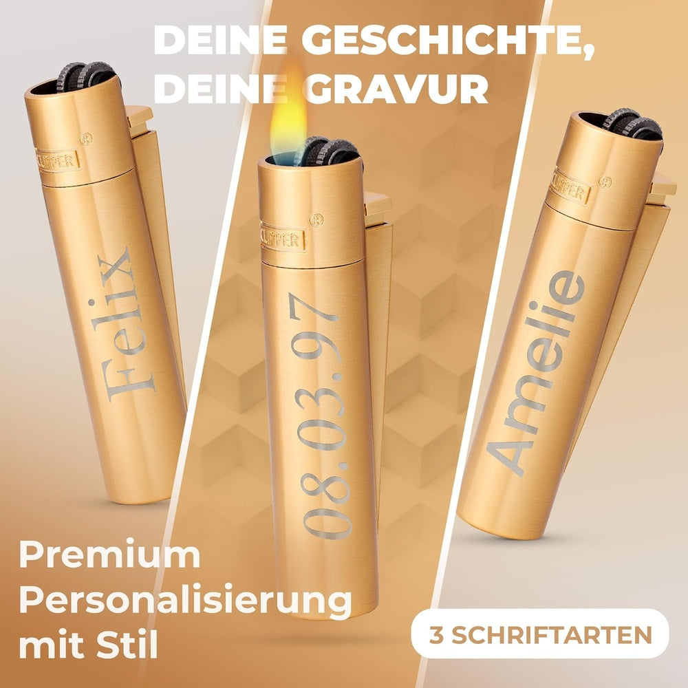 Drei-Clipper-Feuerzeuge-mit-drei-verschiedenen-Schriftarten-auf-grau-beigem-Hintergrund-Personalisierung